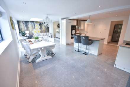 WOODFORD ROAD, Poynton, SK12 1DY, Image 3
