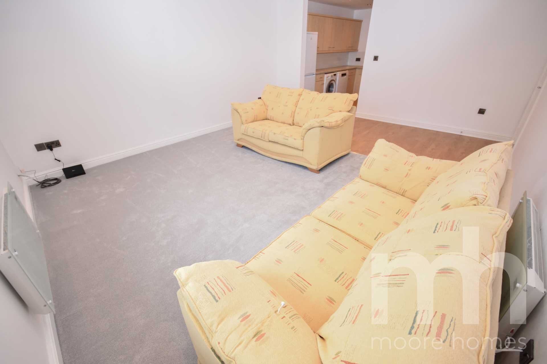 LONDON ROAD SOUTH, Poynton, Image 3