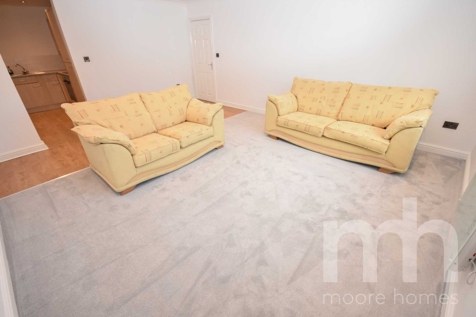 LONDON ROAD SOUTH, Poynton, Image 4