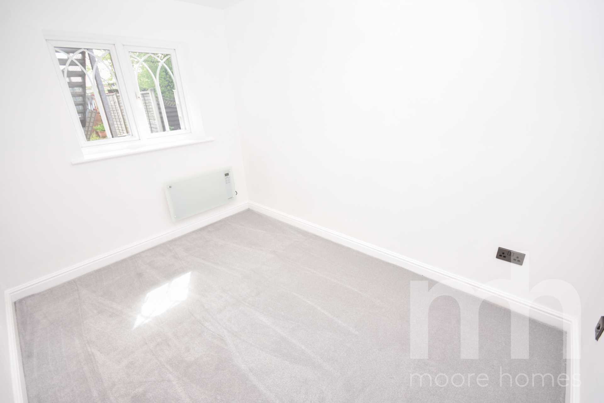 LONDON ROAD SOUTH, Poynton, Image 9