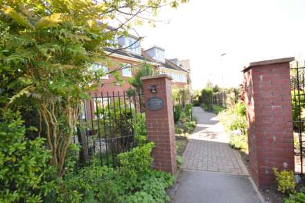 HOLLAND COURT, WILLOW CLOSE, Poynton, SK12 1PL, Image 11