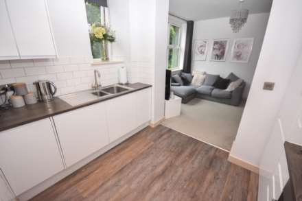WOODVIEW, FIRST AVENUE, Poynton, SK12 1BF, Image 6