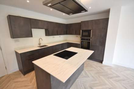 VICARAGE LANE, Poynton, SK12 1BG, Image 7