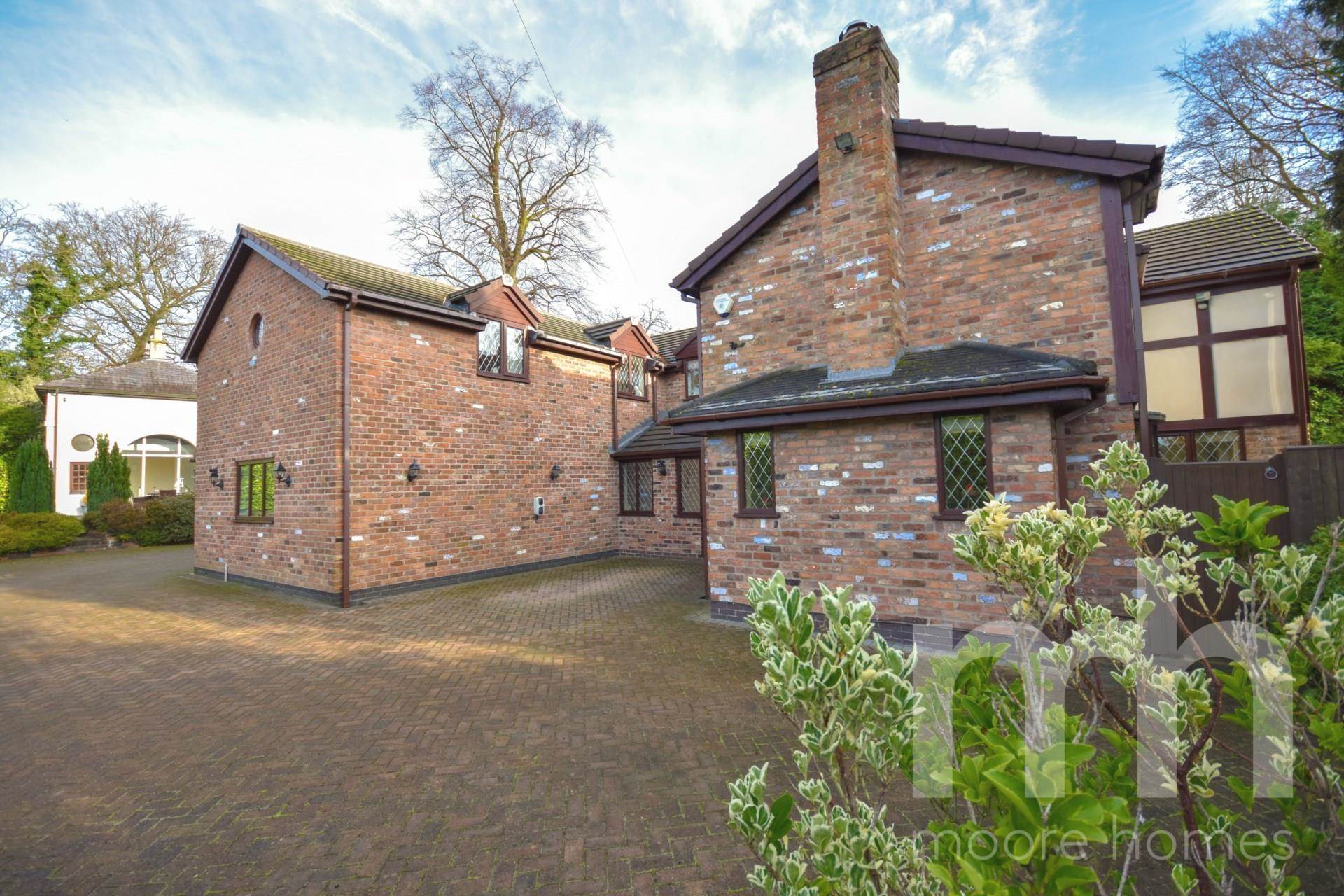 SOUTH PARK DRIVE, Poynton, SK12 1BN, Image 31