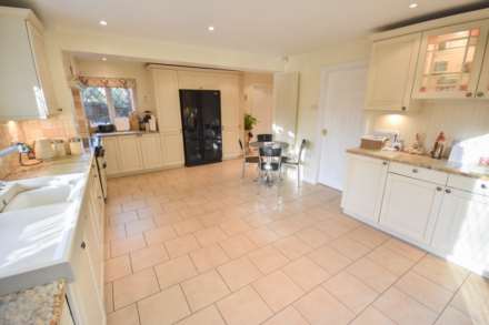 SOUTH PARK DRIVE, Poynton, SK12 1BN, Image 11