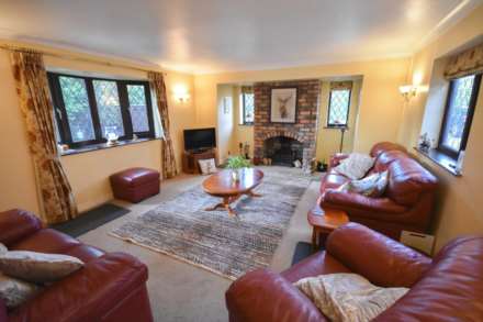 SOUTH PARK DRIVE, Poynton, SK12 1BN, Image 13