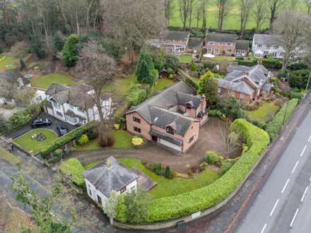 SOUTH PARK DRIVE, Poynton, SK12 1BN, Image 2