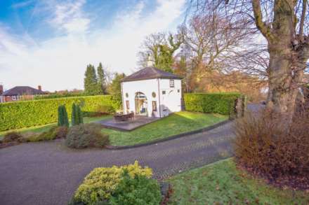 SOUTH PARK DRIVE, Poynton, SK12 1BN, Image 27