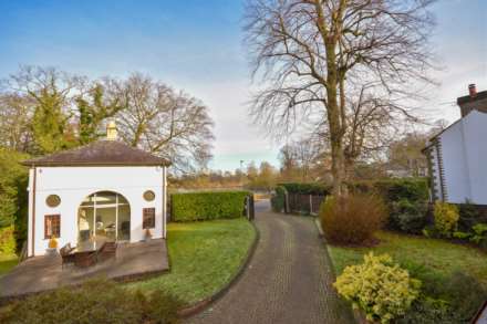 SOUTH PARK DRIVE, Poynton, SK12 1BN, Image 30