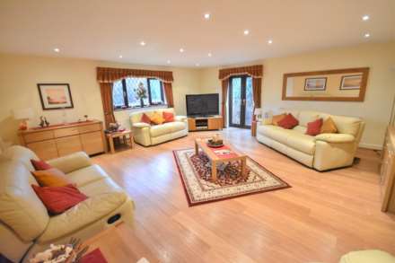SOUTH PARK DRIVE, Poynton, SK12 1BN, Image 7