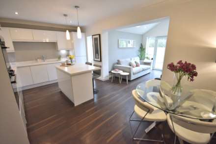 BROOKFIELD AVENUE, Poynton, SK12 1JE, Image 2