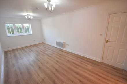 LONDON ROAD SOUTH, Poynton, SK12 1LA, Image 3