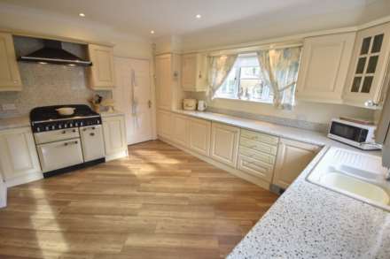 TOWERS ROAD, Poynton, SK12 1DE, Image 8