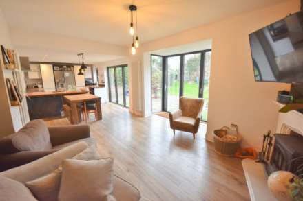 BROOKSIDE AVENUE, Poynton, SK12 1PN, Image 2