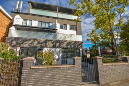 SOVEREIGN HOUSE, QUEENSWAY, Poynton, SK12 1JG, Image 11