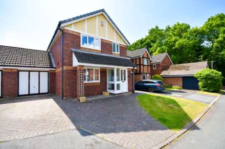 CAPENHURST CLOSE, Poynton, SK12 1FB