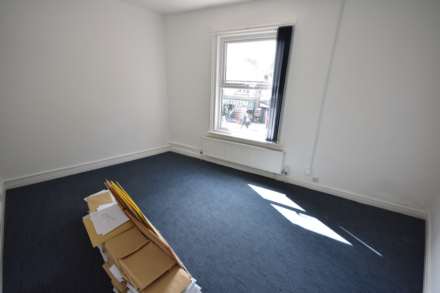 LONDON ROAD NORTH, Poynton, SK12 1QZ, Image 7