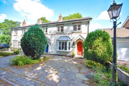 WOODSIDE LANE, Poynton, SK12 1BB