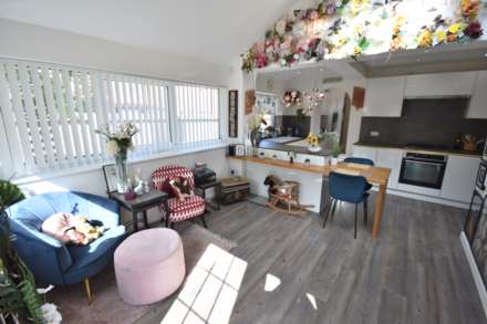 DUNLIN CLOSE, Poynton, SK12 1JS, Image 11