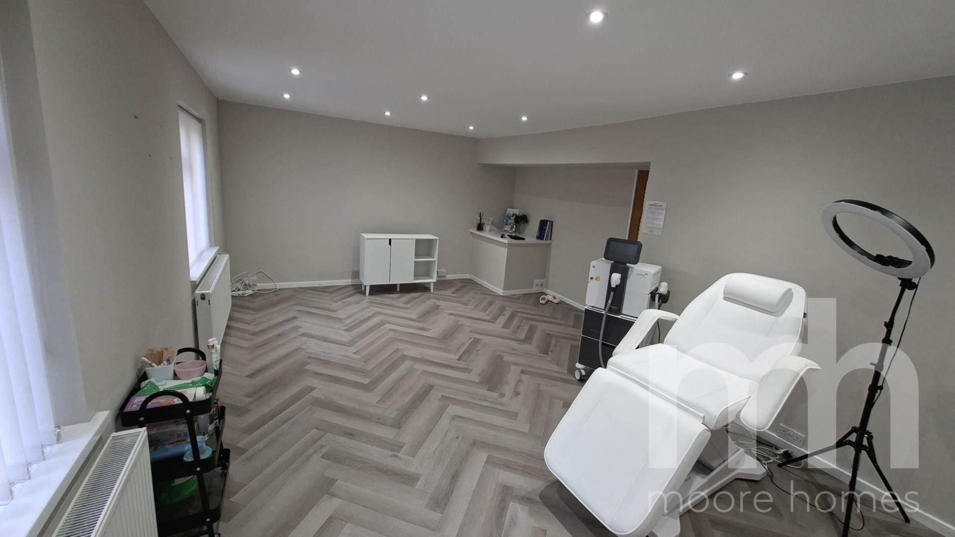 FIRST FLOOR OFFICE, PARK LANE, Poynton, SK12 1RH, Image 2