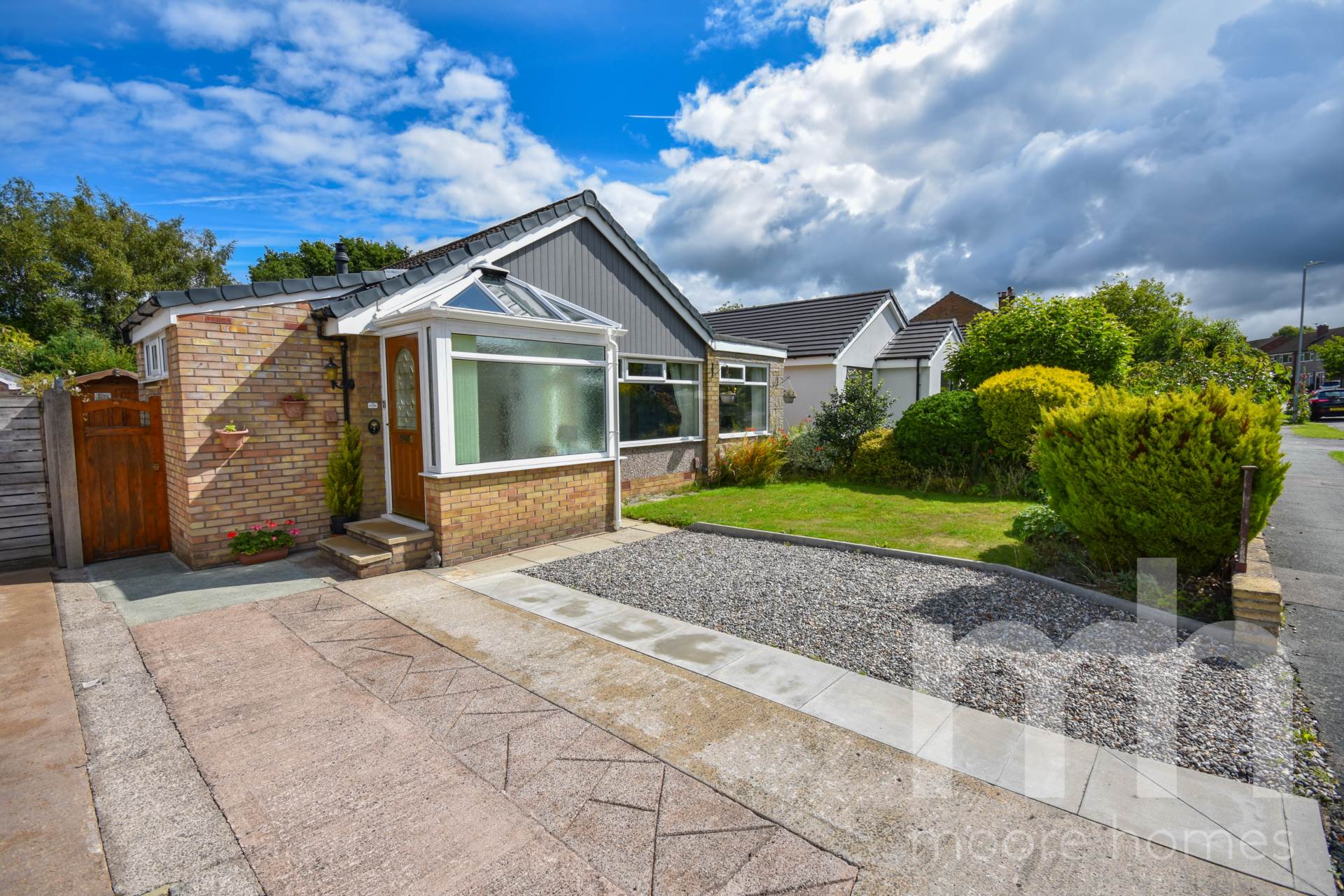 CHESTNUT DRIVE, Poynton, SK12 1QG, Image 1