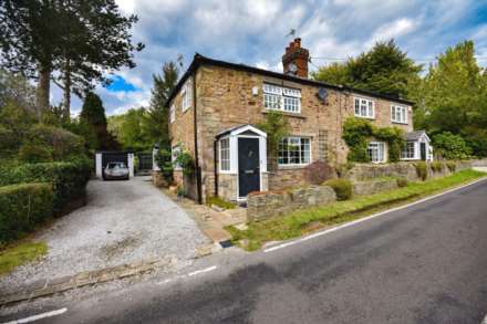 MIDDLEWOOD ROAD, Poynton, SK12 1TS