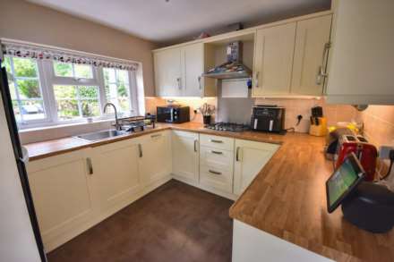 MIDDLEWOOD ROAD, Poynton, SK12 1TS, Image 9