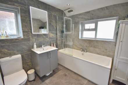 YEW TREE LANE, Poynton, SK12 1PS, Image 11