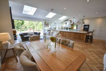 MOGGIE LANE, Adlington, SK10 4NY, Image 2