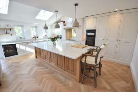 MOGGIE LANE, Adlington, SK10 4NY, Image 9