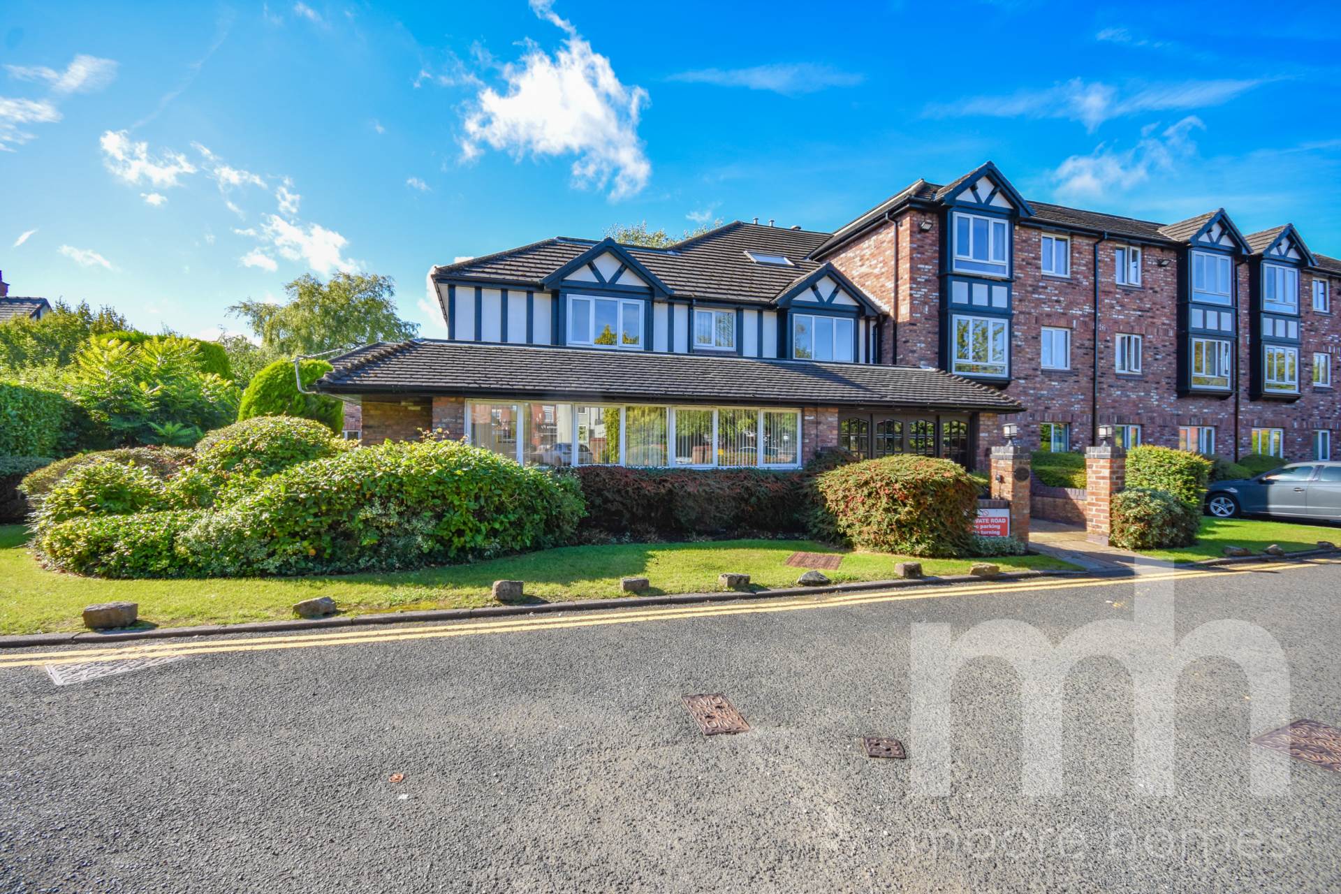 CEDARWOOD, LEGH CLOSE, Poynton, Image 1