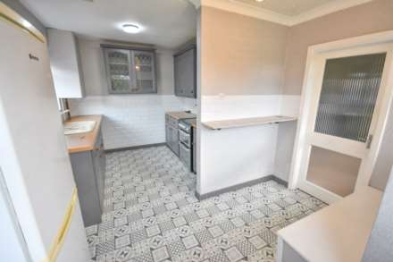 CHESTNUT DRIVE, Poynton, SK12 1QB, Image 3