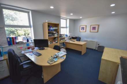 FIRST FLOOR OFFICES, PARK LANE, Poynton, SK12 1RD, Image 3
