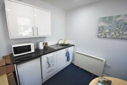 FIRST FLOOR OFFICES, PARK LANE, Poynton, SK12 1RD, Image 4