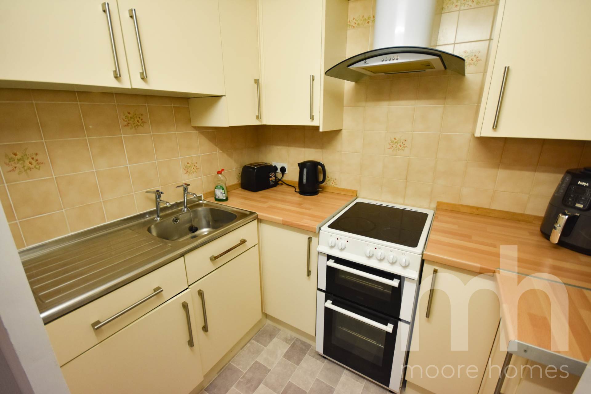 HOMELYME HOUSE, PARK LANE, Poynton, Image 5