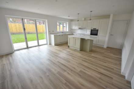 BRECON CLOSE, Poynton, SK12 1AU, Image 2