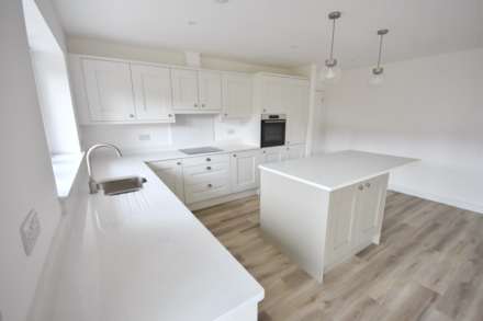 BRECON CLOSE, Poynton, SK12 1AU, Image 3