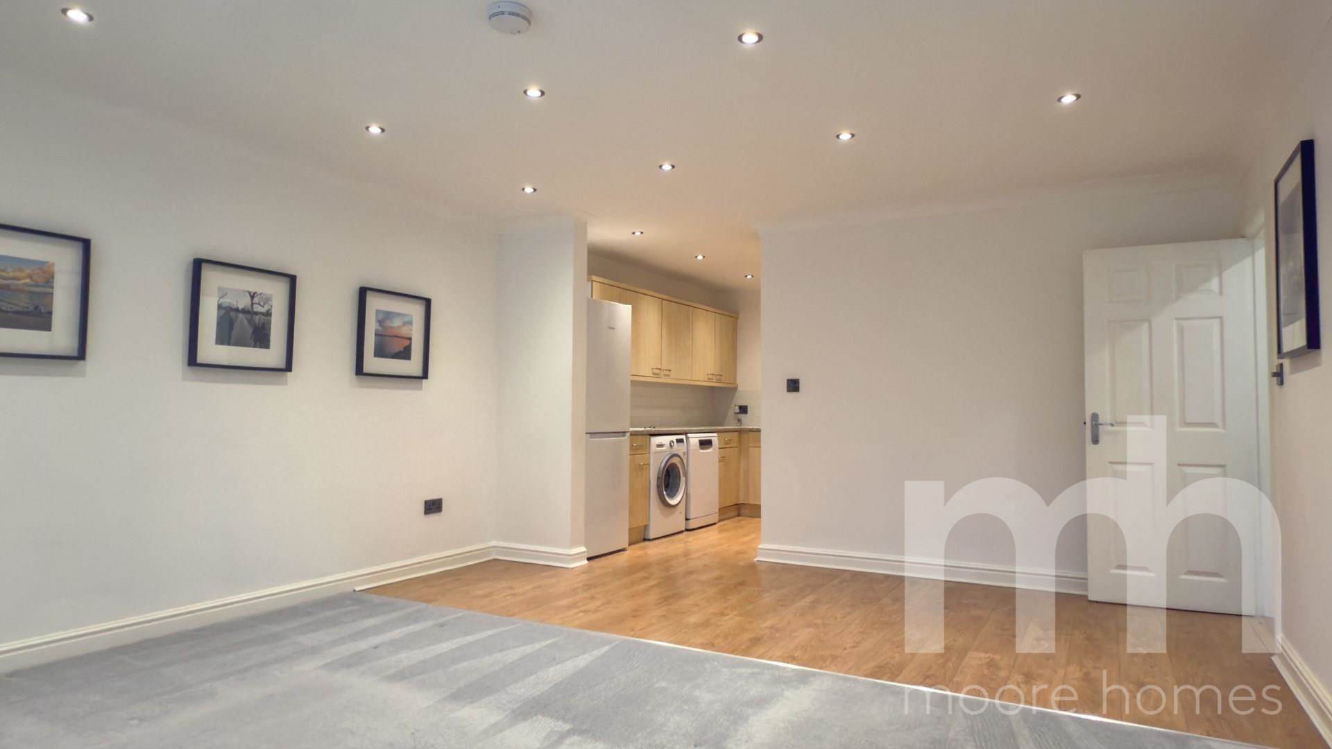 LONDON ROAD SOUTH, Poynton, SK12 1LA, Image 4