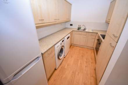 LONDON ROAD SOUTH, Poynton, SK12 1LA, Image 5