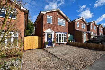 Mallard Crescent, Poynton