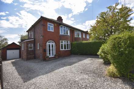 WOODFORD ROAD, Poynton, SK12 1DY