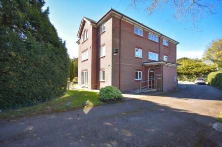 PINE LODGE, LONDON ROAD SOUTH, Poynton, SK12 1NJ, Image 13