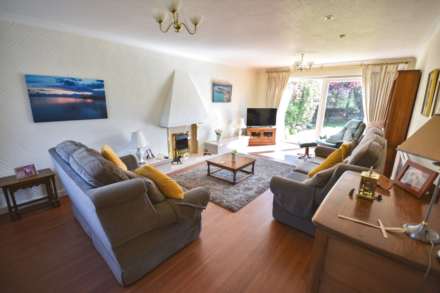 GLASTONBURY DRIVE, Poynton, SK12 1EN, Image 3