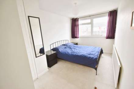 PUFFIN AVENUE, Poynton, Image 10