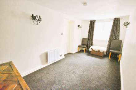 PUFFIN AVENUE, Poynton, Image 9