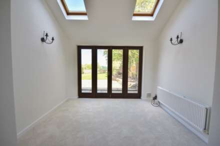 COACHWAY, Prestbury, SK10 4JH, Image 7