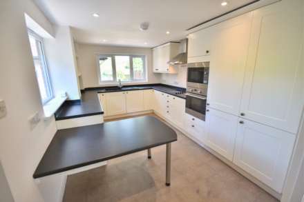 COACHWAY, Prestbury, SK10 4JH, Image 8