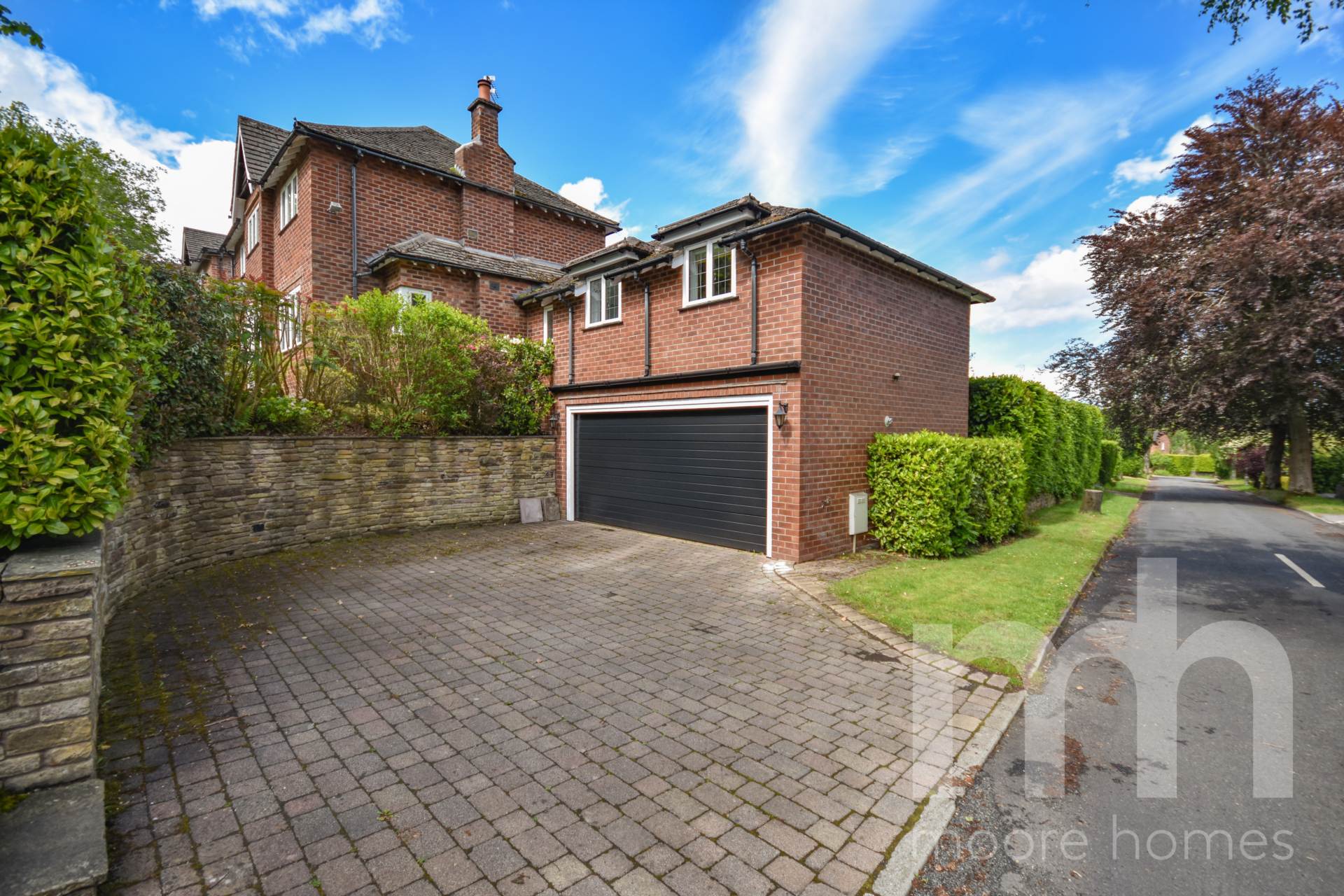 BROADWALK, Prestbury, SK10 4BR, Image 2