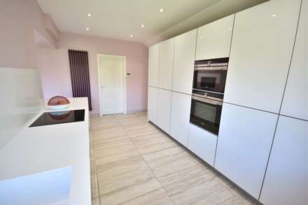 BROADWALK, Prestbury, SK10 4BR, Image 10