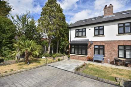 LYME VIEW PLACE, Poynton, SK12 1AB